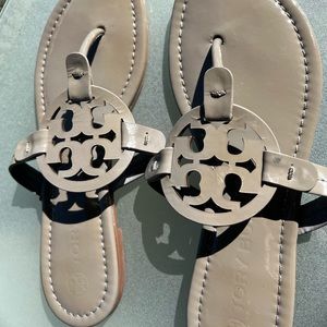 Tory Burch Miller Sandal Patent Leather in color Gray